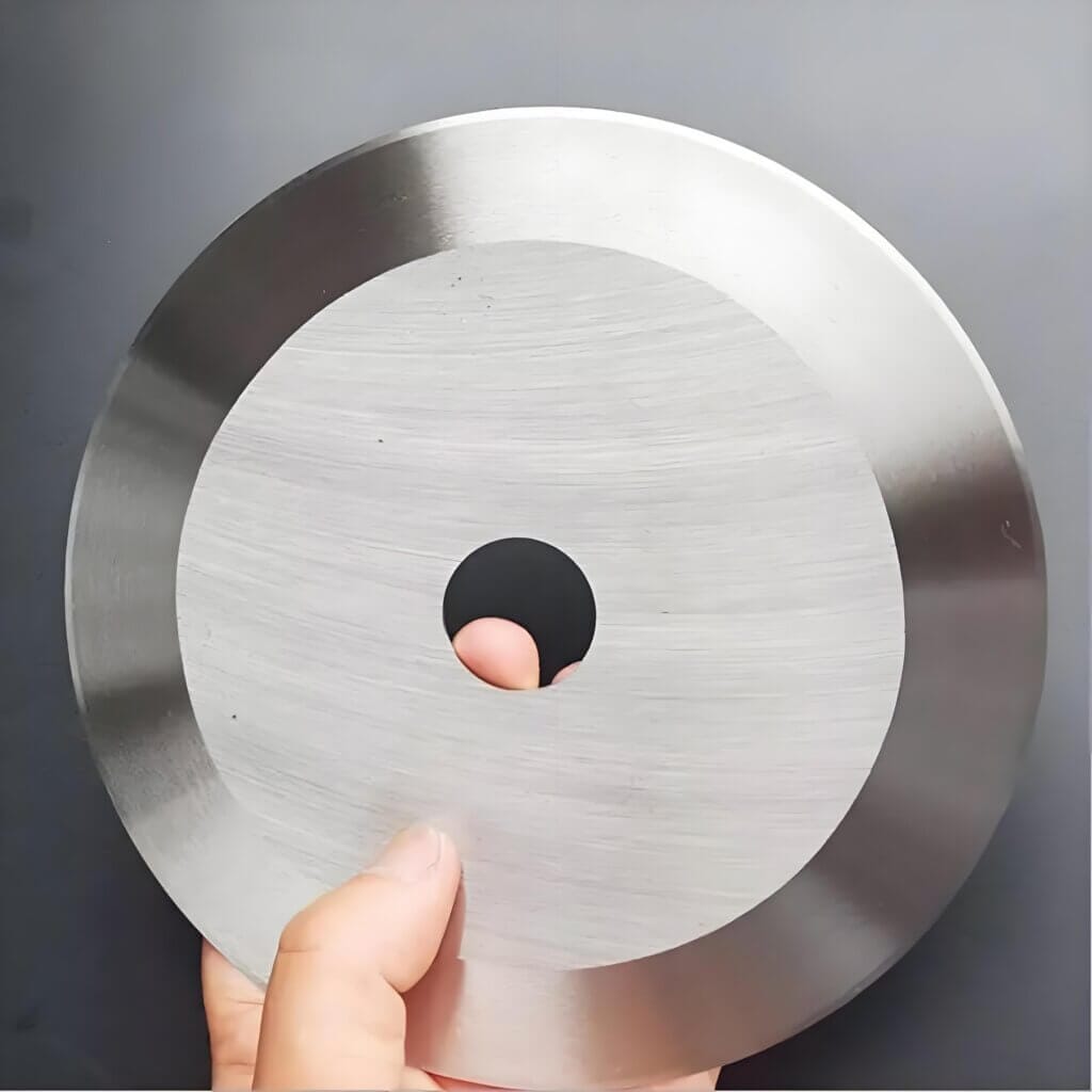 Paper straw slitting circular blade